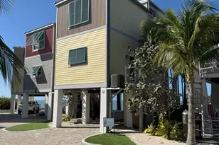 101 11th St, Marathon, FL 33050 - Photo 1