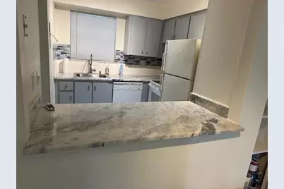 6505 Winfield Boulevard #B-14, Margate, FL 33063 - Photo 9