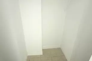 8075 NW 7th St, Miami, FL 33126 - Photo 13