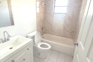 8075 NW 7th St, Miami, FL 33126 - Photo 9