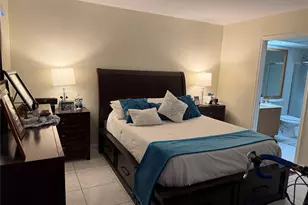 12500 SW 5th Ct, Pembroke Pines, FL 33027 - Photo 7