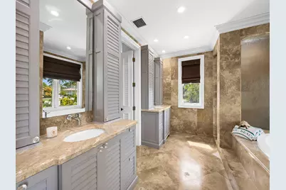 717 Solar Isle Drive, Fort Lauderdale, FL 33301 - Photo 23