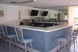 2104 S Cypress Bend Dr, Pompano Beach, FL 33069 - Photo 21