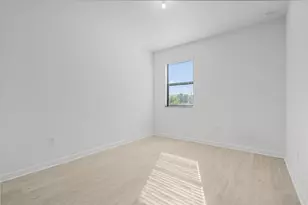 3508 W 108th St, Hialeah, FL 33018 - Photo 9