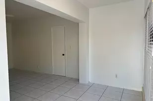 1101 NE 17th Way, Fort Lauderdale, FL 33304 - Photo 3