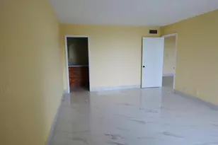 3101 NW 47th Terrace, Lauderdale Lakes, FL 33319 - Photo 7