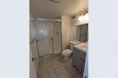 9800 Hollybrook Lake Drive #9-303, Pembroke Pines, FL 33025 - Photo 17