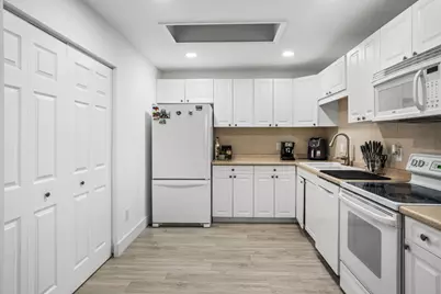 23284 SW 53rd Avenue #D, Boca Raton, FL 33433 - Photo 7