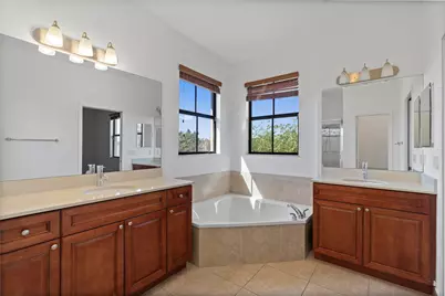 5701 NW 47th Avenue, Tamarac, FL 33319 - Photo 9