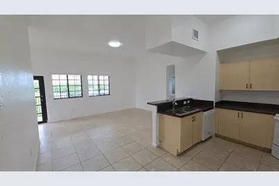 2801 Riverside Drive #401, Coral Springs, FL 33065 - Photo 9
