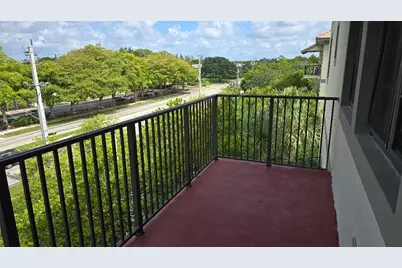 2801 Riverside Drive #401, Coral Springs, FL 33065 - Photo 5