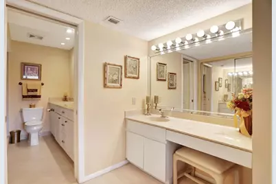 330 SE 20 Avenue #307, Deerfield Beach, FL 33441 - Photo 17