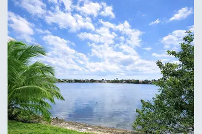 6354 Buena Vista Drive, Margate, FL 33063 - Photo 5