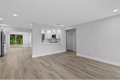 333 NE 24th Street, Wilton Manors, FL 33305 - Photo 5