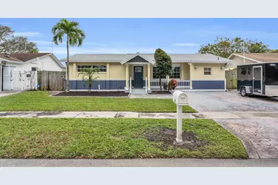 9860 NW 3rd Street, Pembroke Pines, FL 33024 - Photo 1