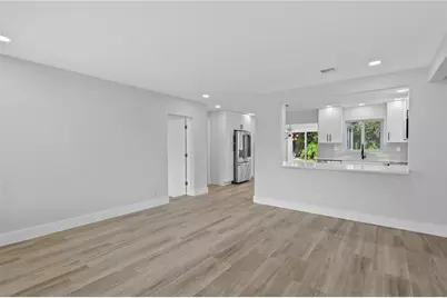 333 NE 24th Street, Wilton Manors, FL 33305 - Photo 3