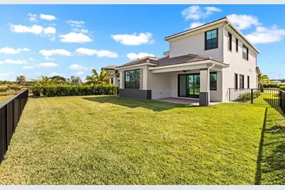 270 SE Fascino Circle, Port Saint Lucie, FL 34984 - Photo 5