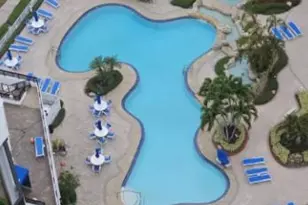 19195 NE 36th Ct, Aventura, FL 33180 - Photo 1