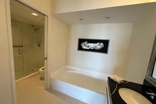 19195 NE 36th Ct, Aventura, FL 33180 - Photo 35