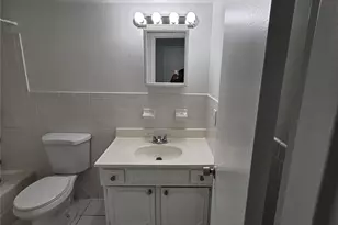 1150 NE 17th Ct, Fort Lauderdale, FL 33305 - Photo 9