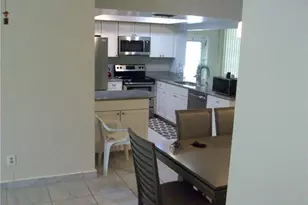 5039 NW 42nd St, Lauderdale Lakes, FL 33319 - Photo 5