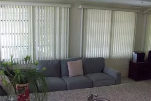5039 NW 42nd St, Lauderdale Lakes, FL 33319 - Photo 11
