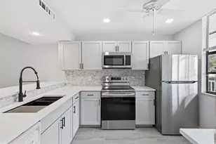 1717 Whitehall Dr, Davie, FL 33324 - Photo 1