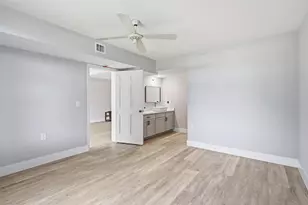 1717 Whitehall Dr, Davie, FL 33324 - Photo 11