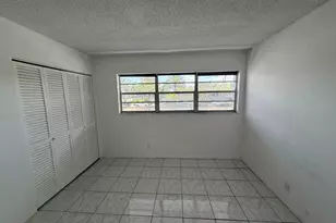 [Address not provided], Hallandale Beach, FL 33009 - Photo 9