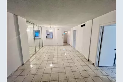 [Address not provided], Hallandale Beach, FL 33009 - Photo 3