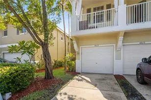 4809 N Wickham Cir, Delray Beach, FL 33445 - Photo 1
