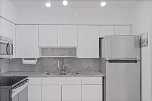 3349 NE 33rd St, Fort Lauderdale, FL 33308 - Photo 5