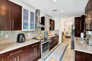 726 NE 15th Ave, Fort Lauderdale, FL 33304 - Photo 7