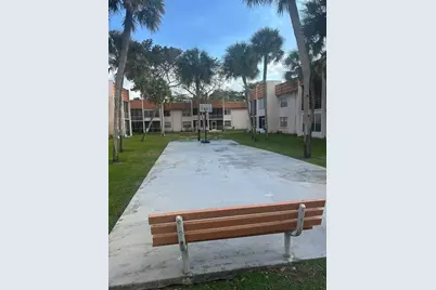 7610 Stirling Road #202 G, Hollywood, FL 33024 - Photo 21