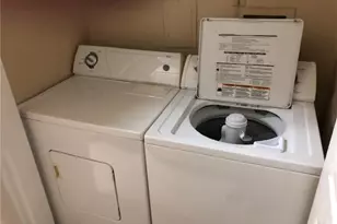 18352 NW 68th Ave, Hialeah, FL 33015 - Photo 21