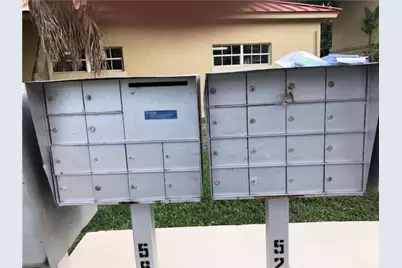 18352 NW 68th Avenue #E, Hialeah, FL 33015 - Photo 23