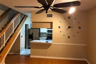 18352 NW 68th Ave, Hialeah, FL 33015 - Photo 5