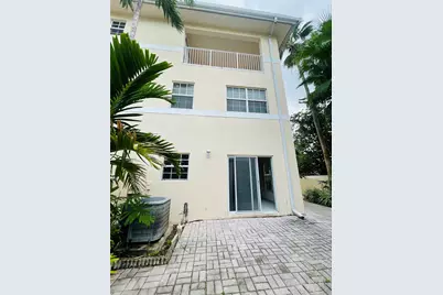 2605 Bay Drive, Pompano Beach, FL 33062 - Photo 7