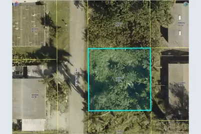 1116 7th Way, North Fort Myers, FL 33903 - Photo 1