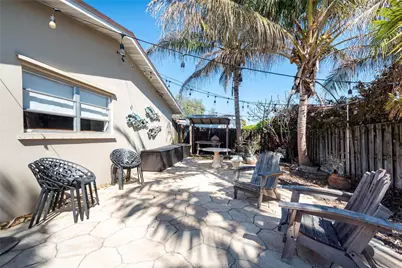 741 NW 97th Terrace, Pembroke Pines, FL 33024 - Photo 9