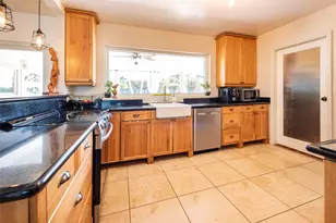 741 NW 97th Terrace, Pembroke Pines, FL 33024 - Photo 17