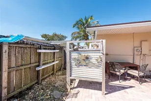 741 NW 97th Terrace, Pembroke Pines, FL 33024 - Photo 31