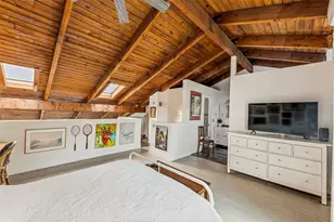 2136 SW 81st Way, Davie, FL 33324 - Photo 11