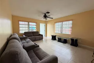 18 SW 13th St, Dania Beach, FL 33004 - Photo 1