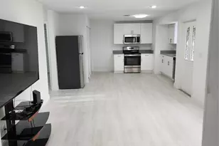 320 NW 4th Ave, Deerfield Beach, FL 33441 - Photo 17