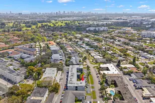 515 S Crescent Dr, Hollywood, FL 33021 - Photo 25