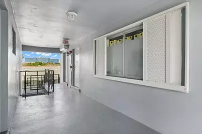 515 S Crescent Drive #302, Hollywood, FL 33021 - Photo 5