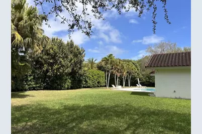 8001 SW 160th Street, Palmetto Bay, FL 33157 - Photo 5