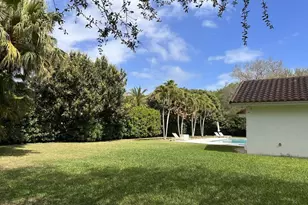 8001 SW 160th St, Palmetto Bay, FL 33157 - Photo 5