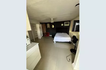 1111 N 25th Avenue, Hollywood, FL 33020 - Photo 1